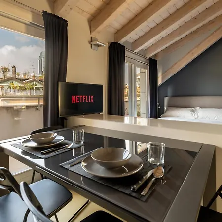 Rooftop Corso Con Terrazzo Privato Apartamento Milão