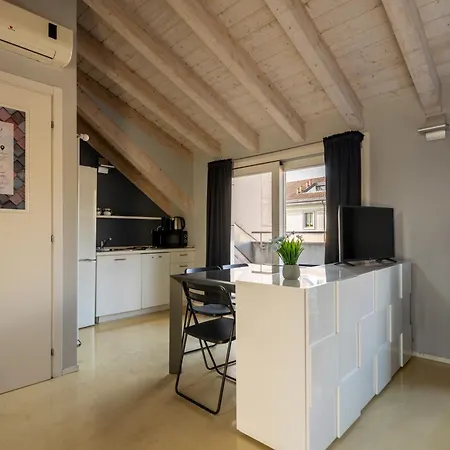 Διαμέρισμα Rooftop Corso Con Terrazzo Privato *